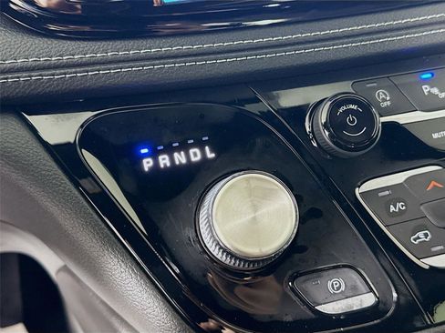 New 2026 Chrysler Pacifica Limited w/ S Appearance Package image 18