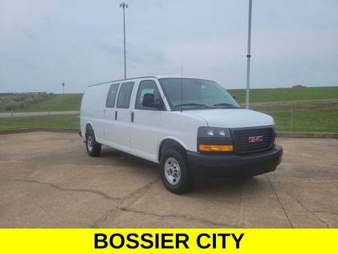 New 2026 GMC Savana 3500 Extended w/ Driver Convenience Package RWD image 1