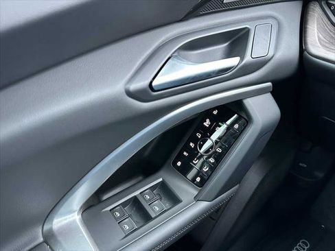 New 2025 Audi Q5 Premium Plus image 32