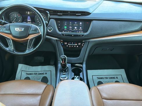 Used 2021 Cadillac XT5 Premium Luxury FWD image 22