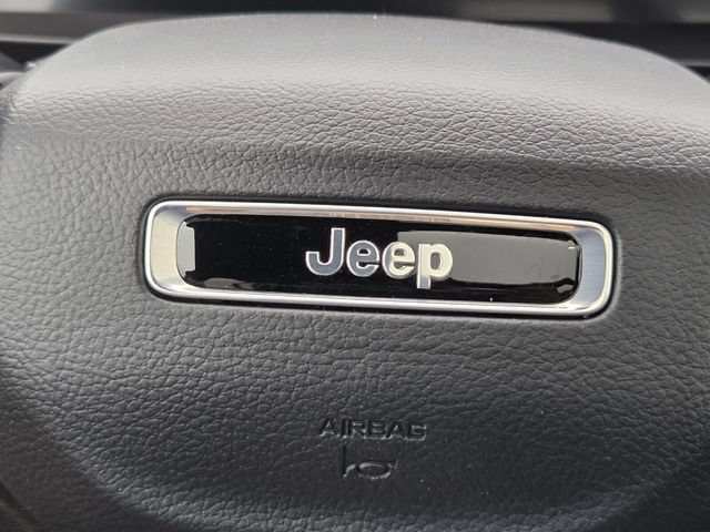 New 2026 Jeep Grand Cherokee Limited w/ Limited Altitude Package RWD image 24
