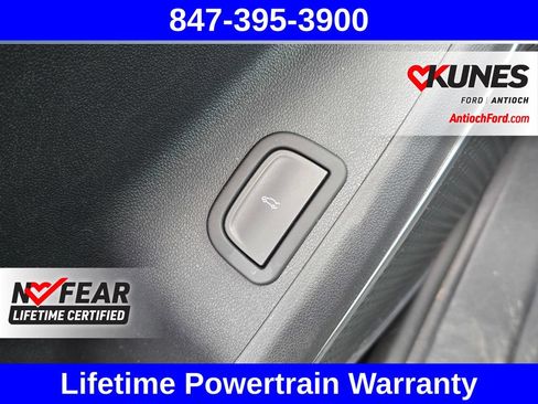 Used 2024 Chevrolet Traverse RS AWD/4WD image 50