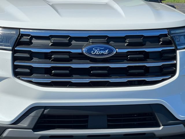 Used 2025 Ford Explorer Active w/ Active Comfort Package AWD/4WD image 45