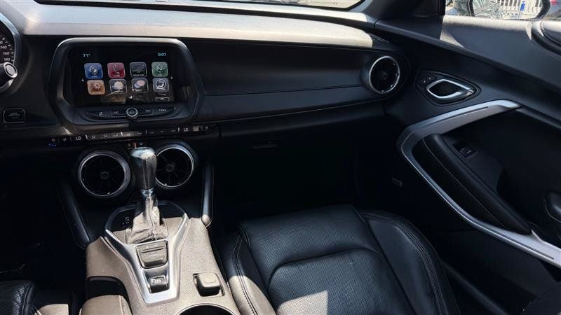 Used 2017 Chevrolet Camaro SS RWD image 20