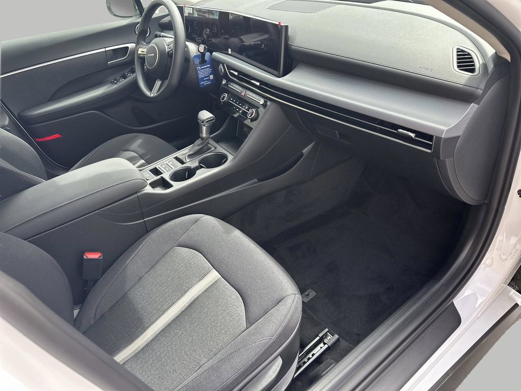 New 2026 Hyundai Sonata SE FWD image 23