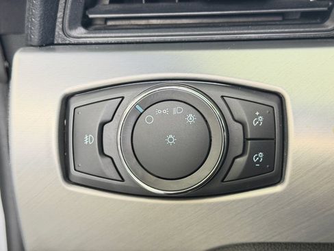 Used 2021 Ford Mustang Premium RWD image 22