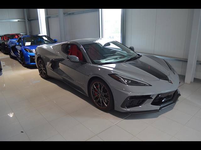 Used 2025 Chevrolet Corvette Stingray Preferred Cpe w/ Z51 Performance Package RWD image 1