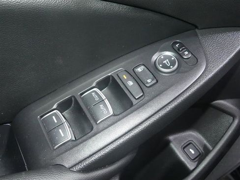 Used 2022 Honda Accord Sport image 19
