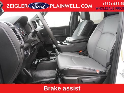 Used 2023 RAM 3500 Tradesman w/ Convenience Group image 15