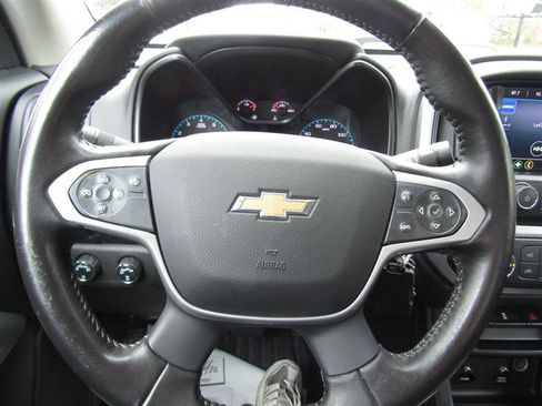 Used 2022 Chevrolet Colorado LT w/ Fleet Safety Package image 15