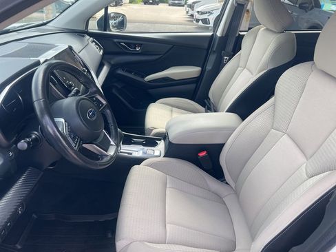 Used 2023 Subaru Ascent Premium w/ Convenience Package AWD/4WD image 4