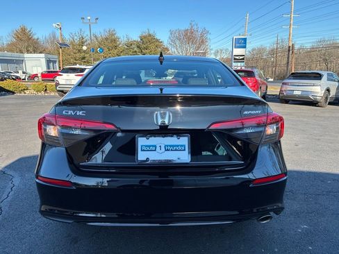 Used 2024 Honda Civic Sport image 6