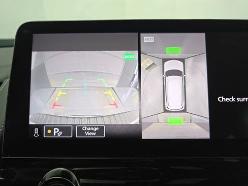 Used 2024 Nissan Armada Platinum w/ Captain's Chairs Package image 28