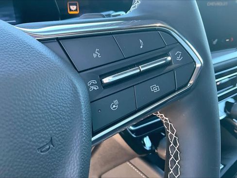 New 2026 Chevrolet Traverse LT w/ Enhanced Driving Package image 17