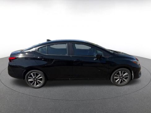 Used 2025 Nissan Versa SV image 16