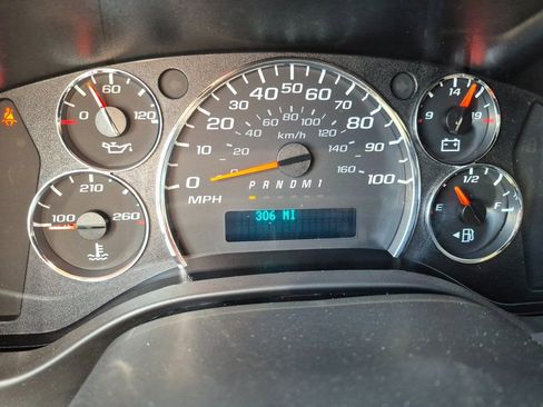 New 2025 Chevrolet Express 3500 w/ Power Convenience Package RWD image 12