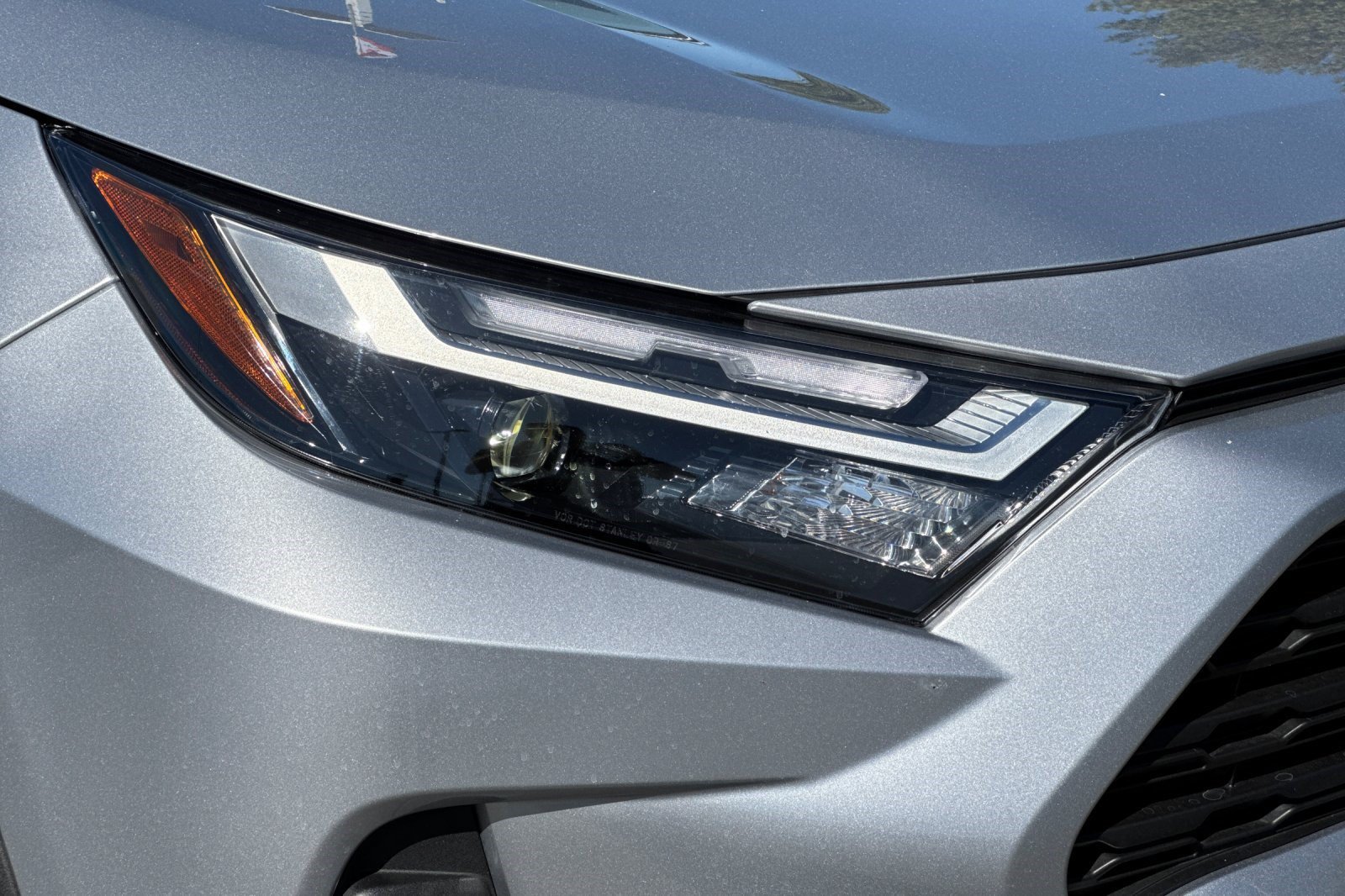 Certified 2025 Toyota RAV4 XLE Premium AWD/4WD image 12