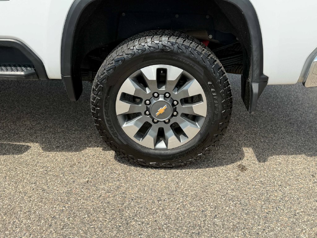 Used 2025 Chevrolet Silverado 3500 LT w/ All Star Edition AWD/4WD image 14