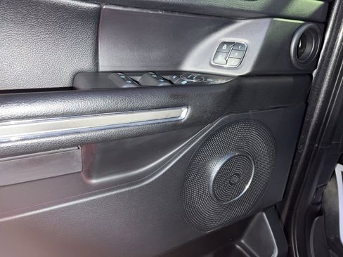 Used 2019 Ford Expedition XLT w/ Equipment Group 202A image 13