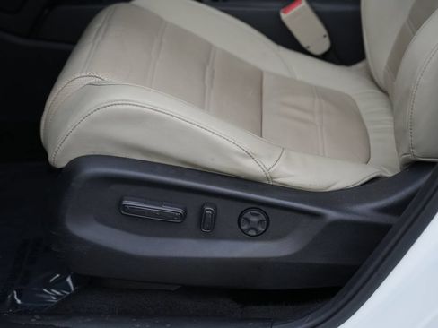 Used 2020 Honda CR-V EX-L image 18