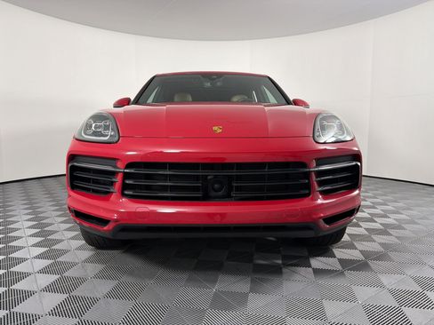 Certified 2023 Porsche Cayenne AWD/4WD image 6