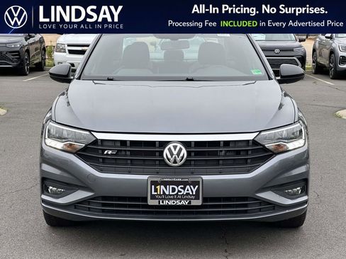 Used 2019 Volkswagen Jetta R-Line FWD image 3