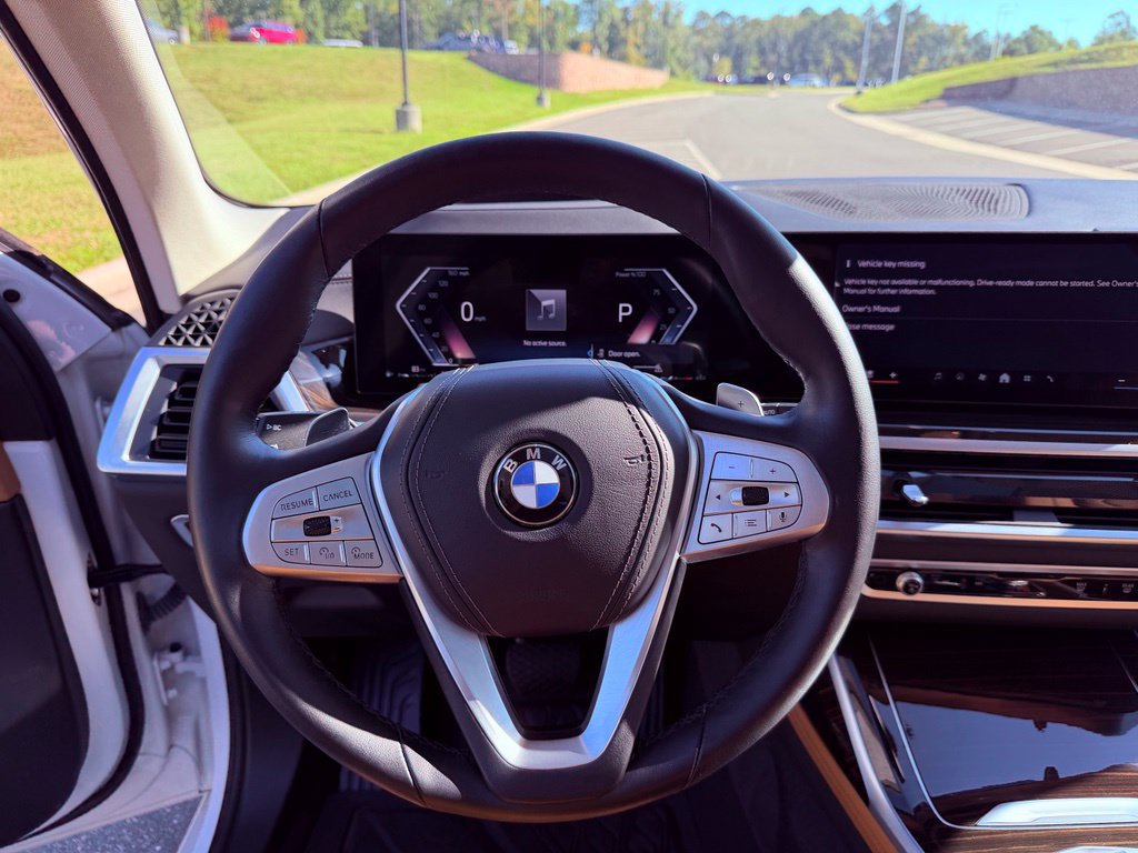 Used 2024 BMW X7 xDrive40i w/ Climate Comfort Package AWD/4WD image 23