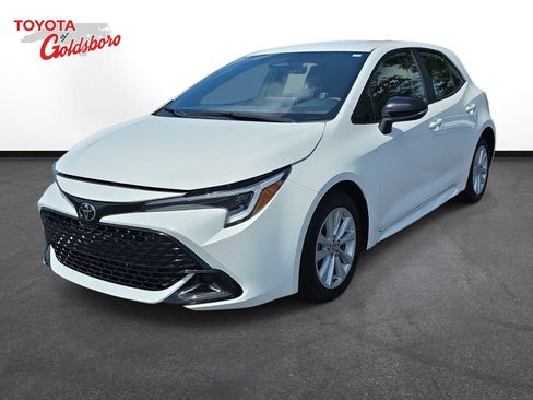 Used 2026 Toyota Corolla SE FWD image 1
