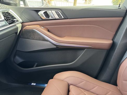 New 2026 BMW X5 xDrive40i w/ Climate Comfort Package image 24