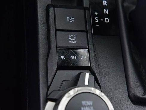 Used 2025 Toyota 4Runner SR5 image 17