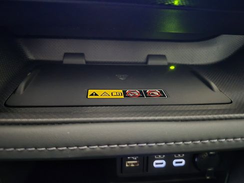 New 2026 Toyota Highlander XSE image 32