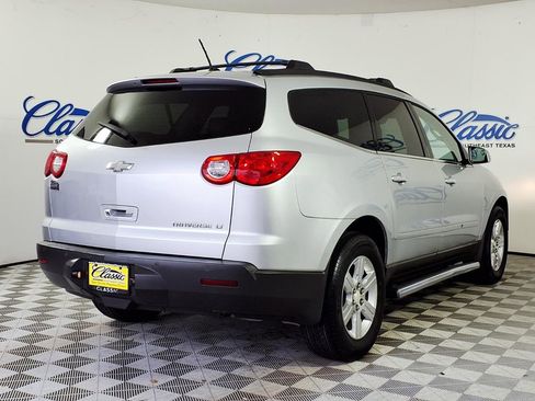 Used 2012 Chevrolet Traverse LT w/ LPO, 'HIT The Road' Package image 6