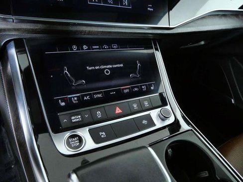 Used 2023 Audi Q7 3.0T Premium Plus w/ Premium Plus Package AWD/4WD image 19