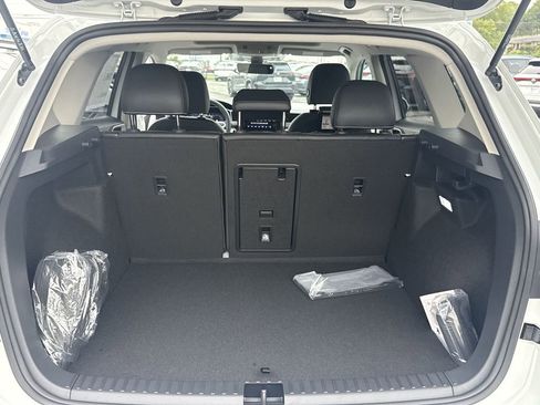 New 2025 Volkswagen Taos SEL image 46