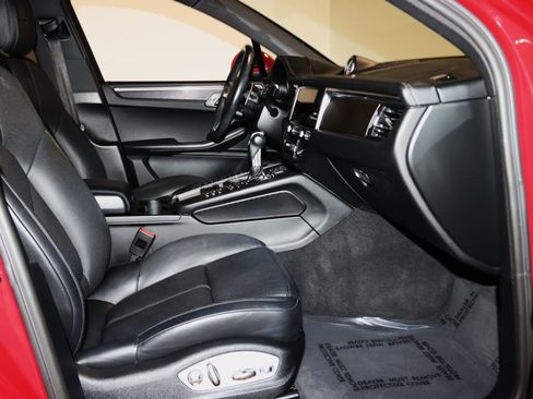 Used 2021 Porsche Macan GTS image 57