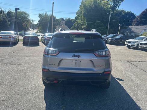 Used 2021 Jeep Cherokee Trailhawk AWD/4WD image 10