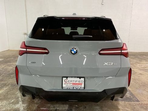 Used 2025 BMW X3 xDrive30i AWD/4WD image 4