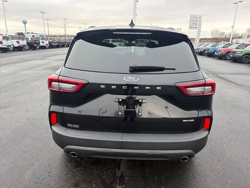 Used 2025 Ford Escape ST-Line image 4