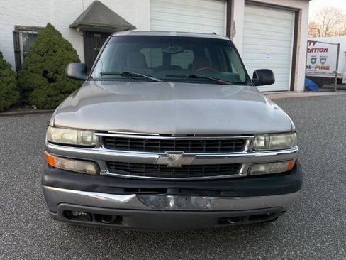 Used 2003 Chevrolet Suburban LS AWD/4WD image 10