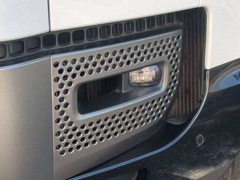 Certified 2023 Land Rover Defender 130 X-Dynamic SE AWD/4WD image 11
