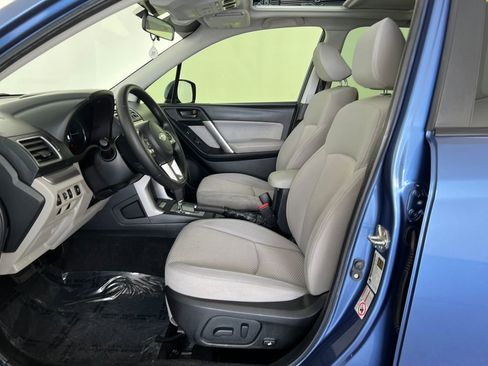 Used 2018 Subaru Forester 2.5i Premium AWD/4WD image 11