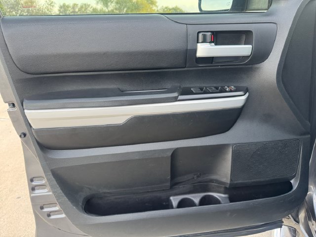 Used 2018 Toyota Tundra SR5 w/ SR5 Upgrade Package RWD image 4