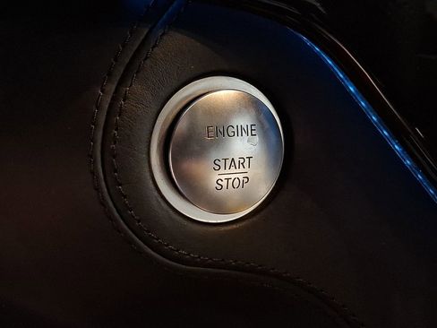 Used 2019 Mercedes-Benz GLS 550 4MATIC image 20