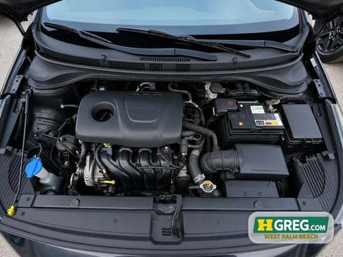 Used 2018 Hyundai Accent SE FWD image 17