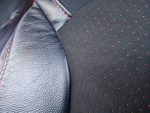 Used 2019 Ford Explorer XLT w/ XLT Sport Appearance Package image 14