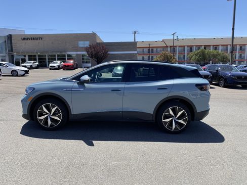 Used 2024 Volkswagen ID.4 Pro S AWD/4WD image 43