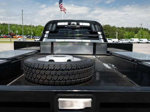 New 2026 RAM 4500 4x4 Crew Cab DRW w/ Laramie Trim Package image 22
