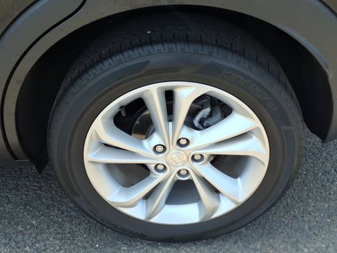 Used 2023 Buick Encore GX Preferred w/ Cold Weather Comfort Package FWD image 10