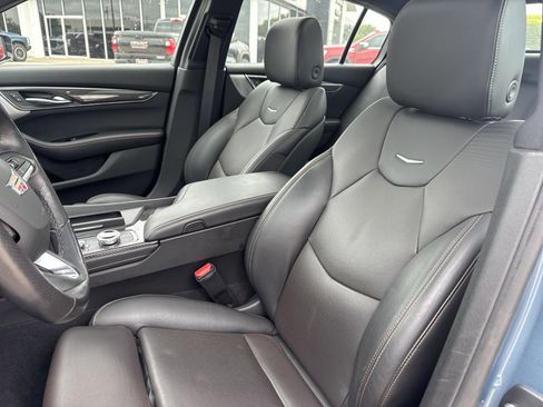 Used 2023 Cadillac CT5 Sport RWD image 6