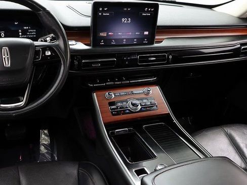 Used 2021 Lincoln Aviator Reserve w/ Equipment Group 201A image 17